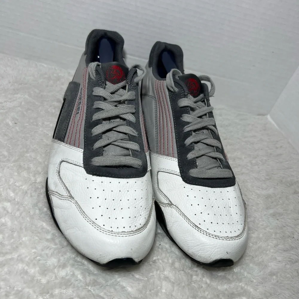 Diesel Long Term Step Gear Men’s White Gray Leather Fashion Sneakers Size 9.5
